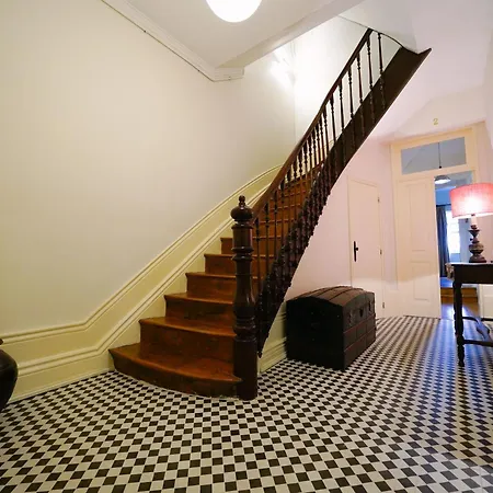 Martinho's House Apartment *