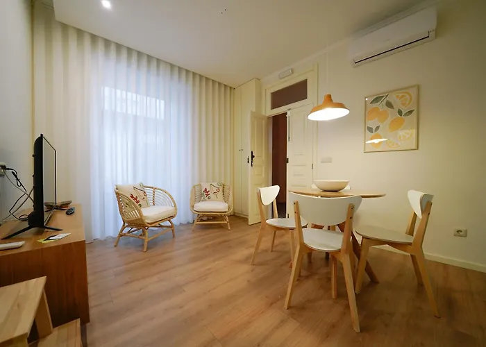 Апартаменты Martinho's House *